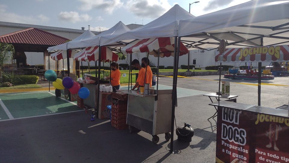 <span style="font-style: italic; font-weight: bold;">LOS MEJORES HOTDOGS DE MONTERREY EN TU EVENTO</span> 